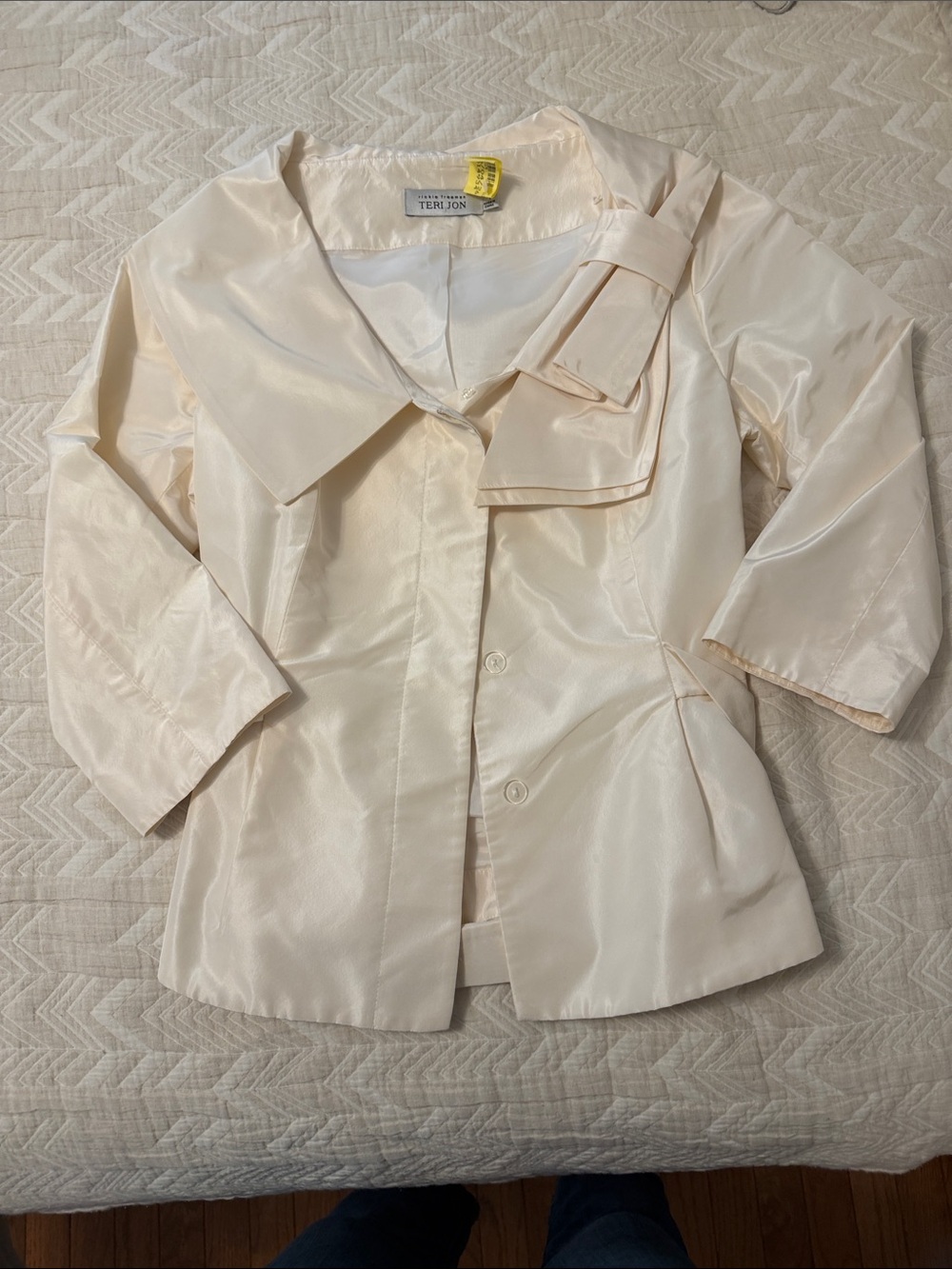 Teri Jon Ivory Silk Jacket 100% Silk